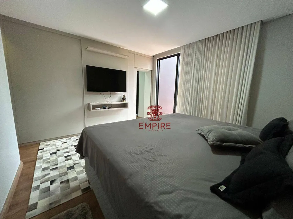 Casa, 3 quartos, 280 m² - Foto 30