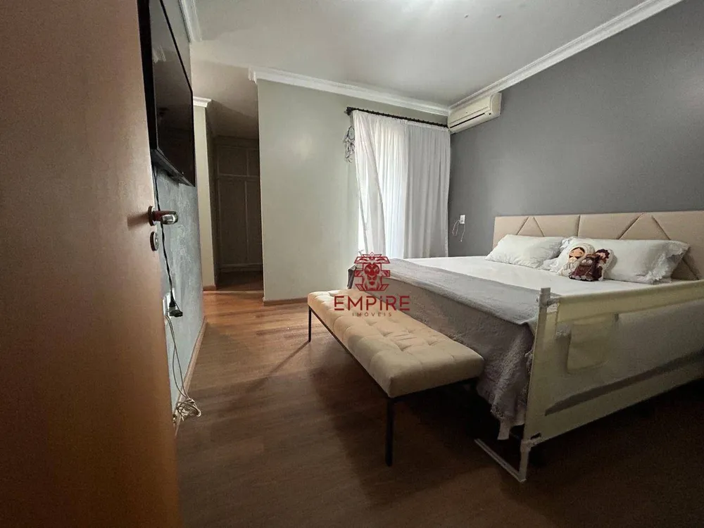 Casa, 4 quartos, 300 m² - Foto 9