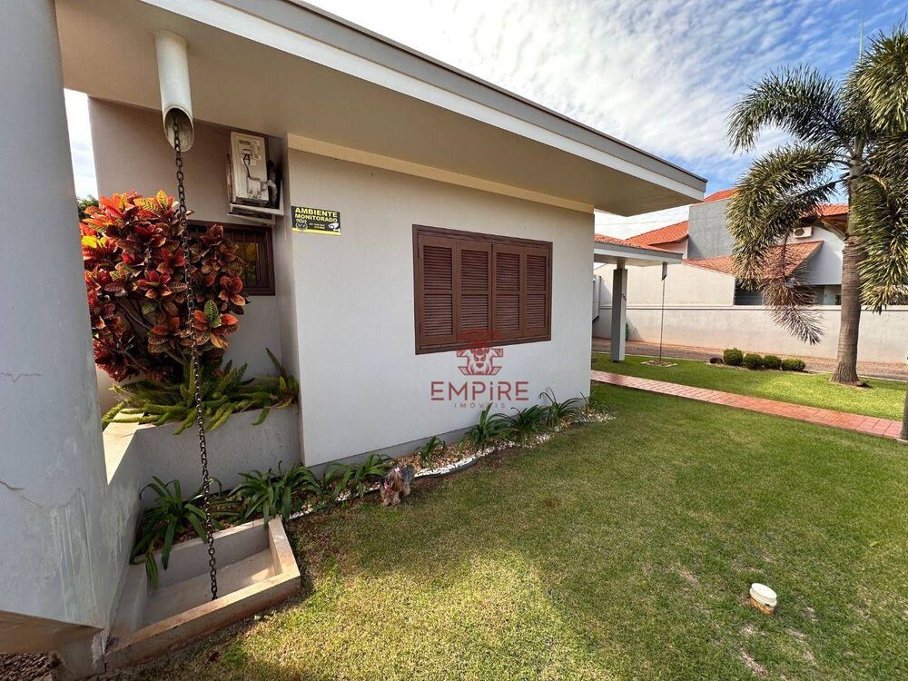 Casa, 3 quartos, 232 m² - Foto 2