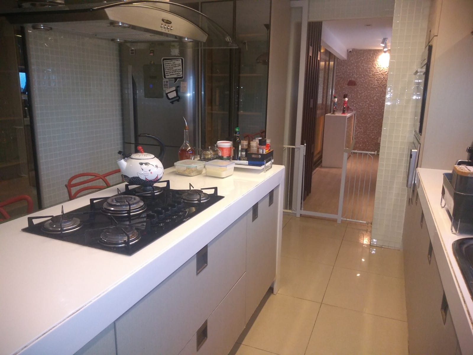 Apartamento à venda com 3 quartos, 240m² - Foto 9