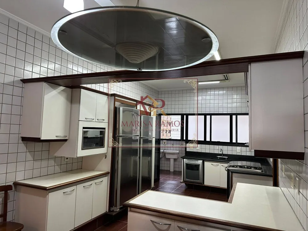 Apartamento, 3 quartos, 252 m² - Foto 12