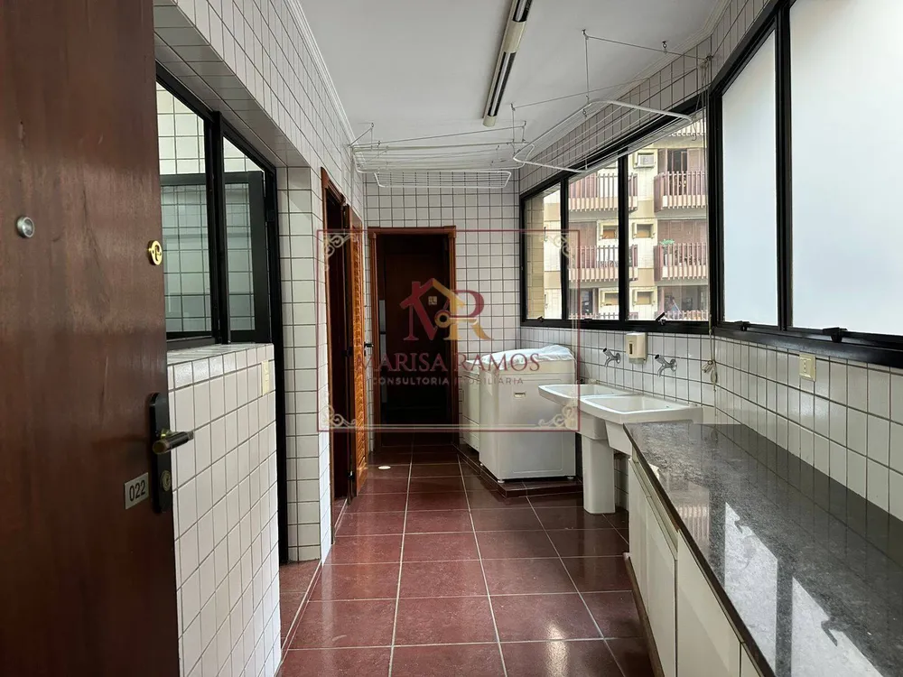 Apartamento, 3 quartos, 252 m² - Foto 14