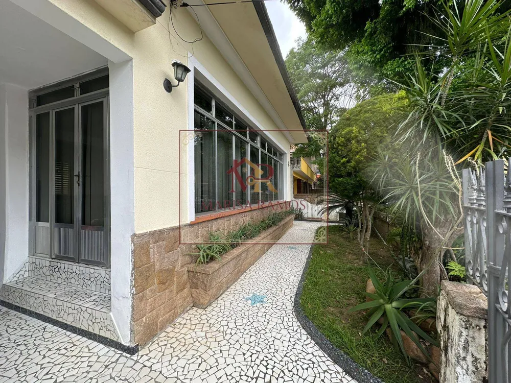 Casa, 4 quartos, 213 m² - Foto 2