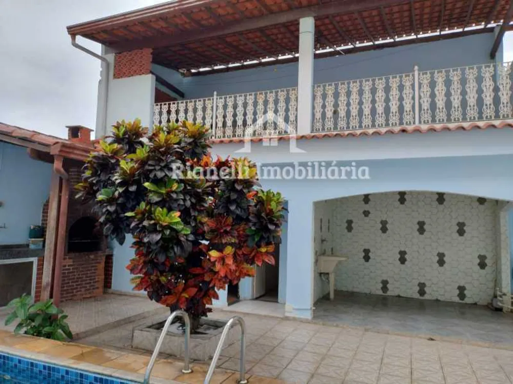 Casa, 3 quartos, 300 m² - Foto 1