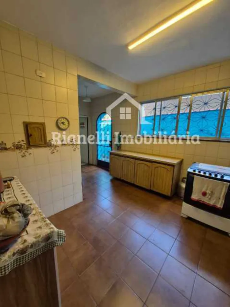 Casa, 3 quartos, 210 m² - Foto 11