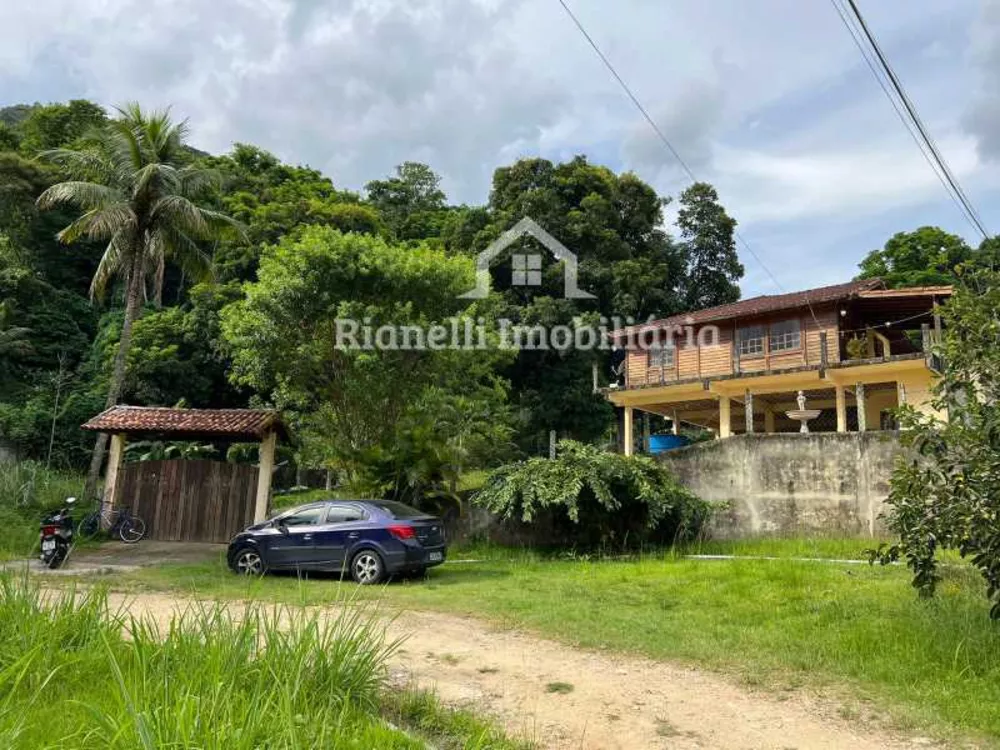 Sítio, 3 quartos, 5000 m² - Foto 1