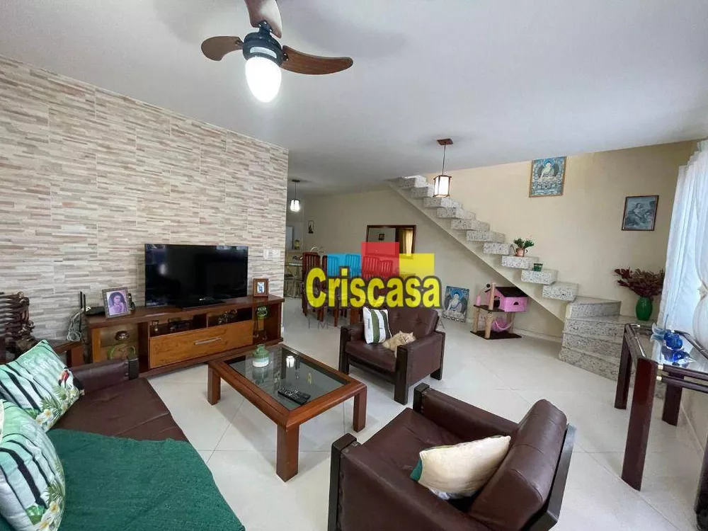 Casa, 4 quartos, 126 m² - Foto 1
