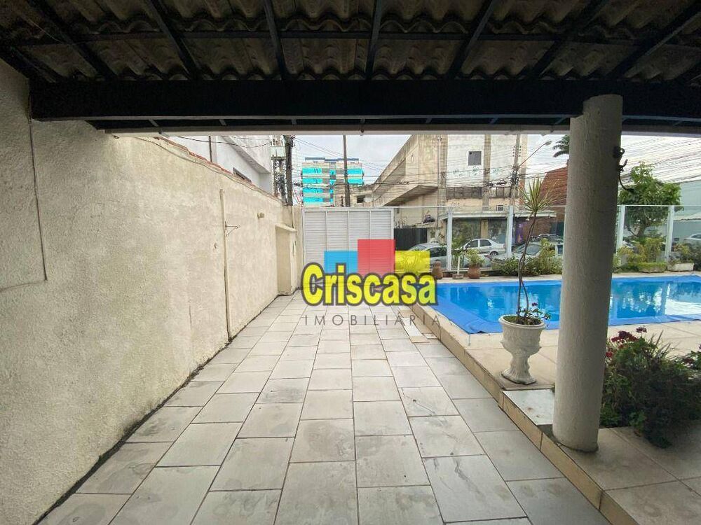 Casa, 6 quartos, 250 m² - Foto 2
