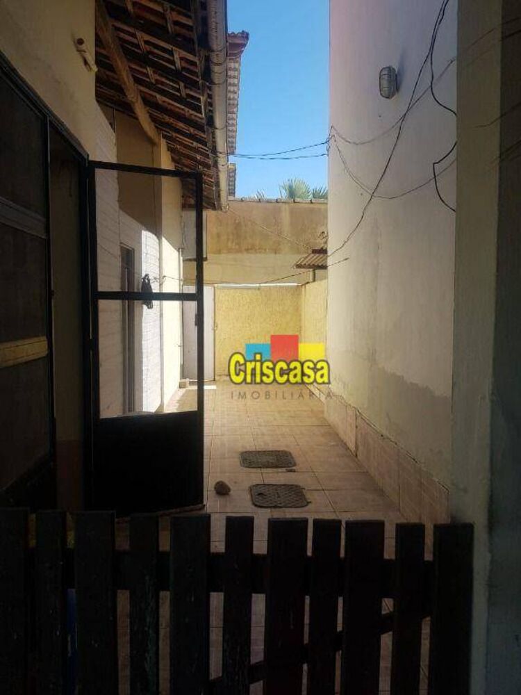 Casa à venda com 3 quartos, 464m² - Foto 2