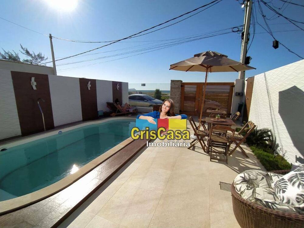 Casa à venda com 3 quartos, 262m² - Foto 1