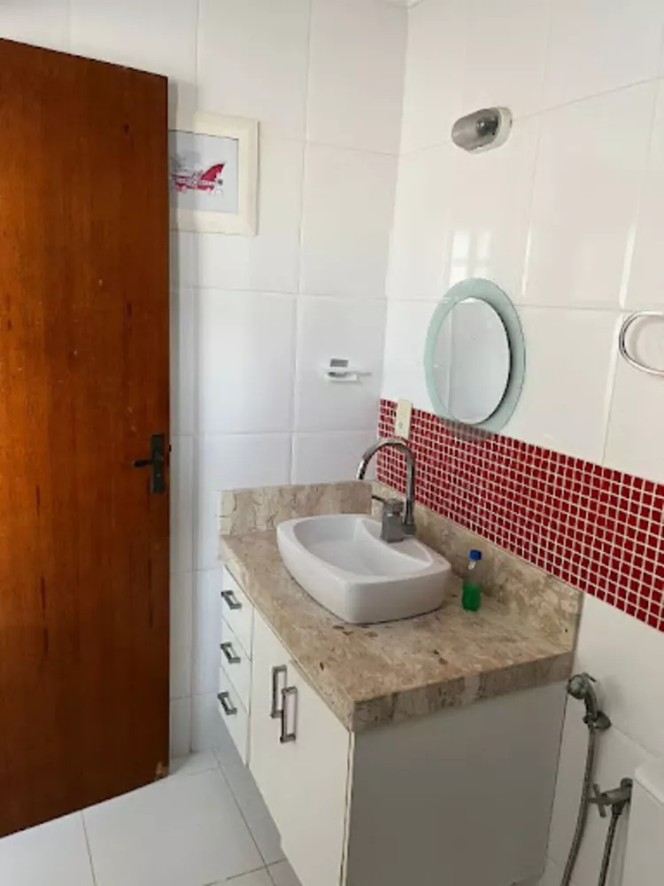 Casa à venda com 3 quartos, 90m² - Foto 10