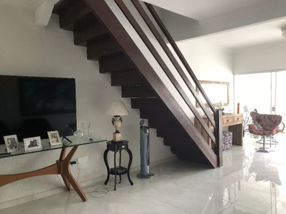 Casa, 4 quartos, 210 m² - Foto 6