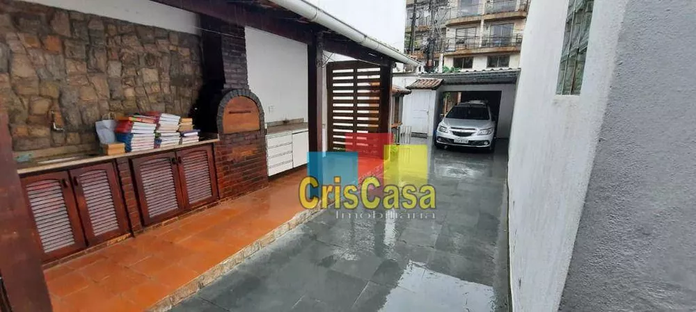 Casa à venda com 2 quartos, 120m² - Foto 2