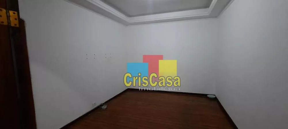 Casa à venda com 2 quartos, 120m² - Foto 4