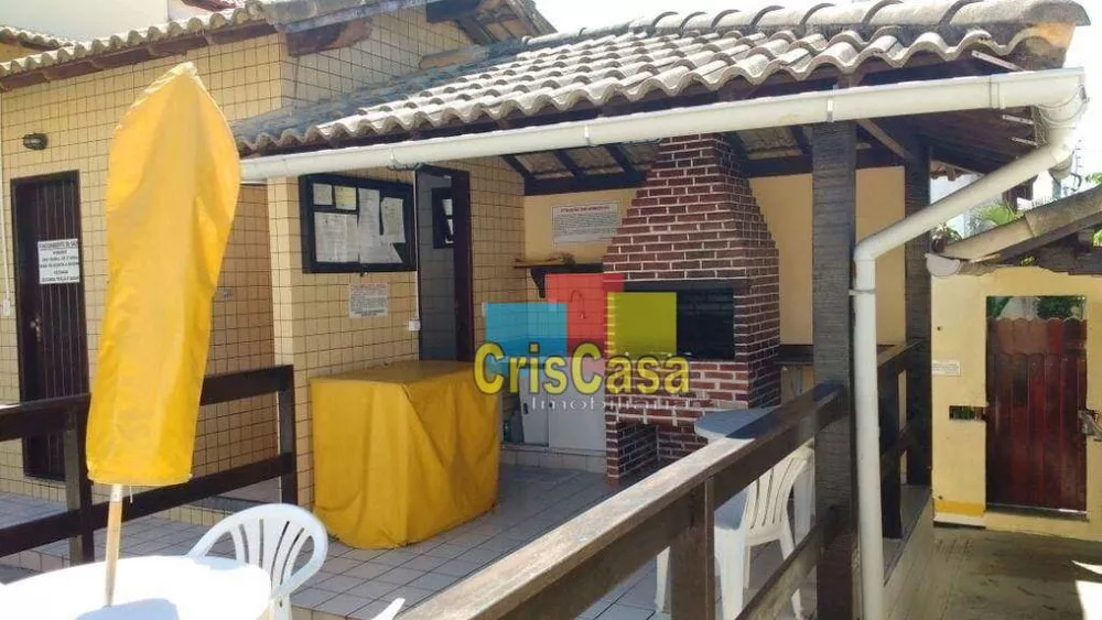 Casa à venda com 2 quartos, 70m² - Foto 11