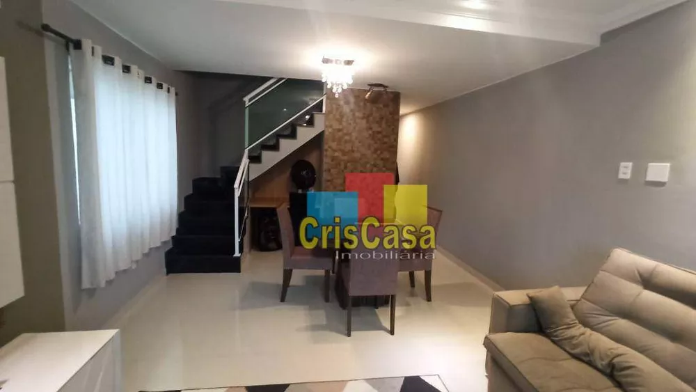 Casa de Condomínio à venda com 4 quartos, 140m² - Foto 2