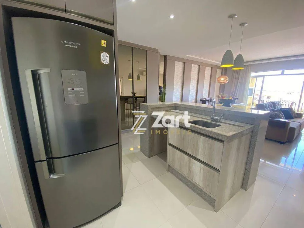 Apartamento, 3 quartos, 130 m² - Foto 2