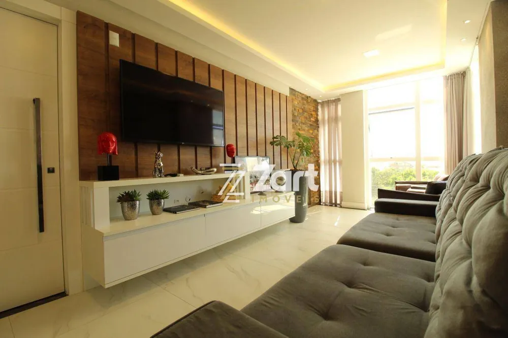 Cobertura, 3 quartos, 220 m² - Foto 1