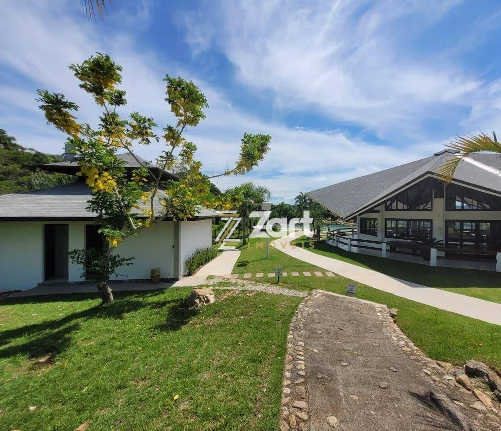 Loteamento e Condomínio, 880 m² - Foto 1