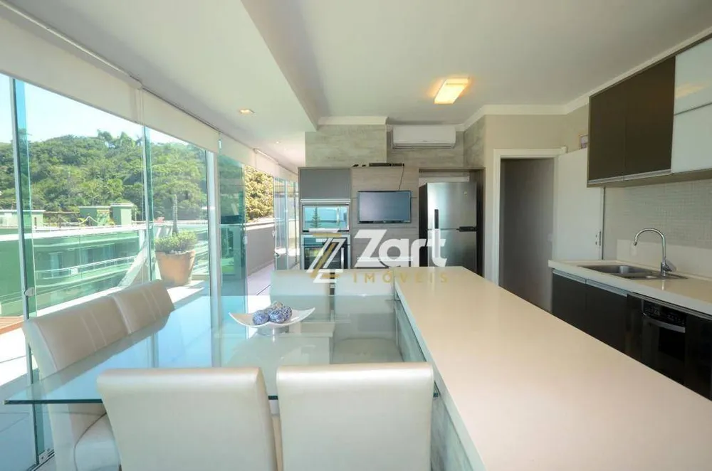 Cobertura, 3 quartos, 232 m² - Foto 3