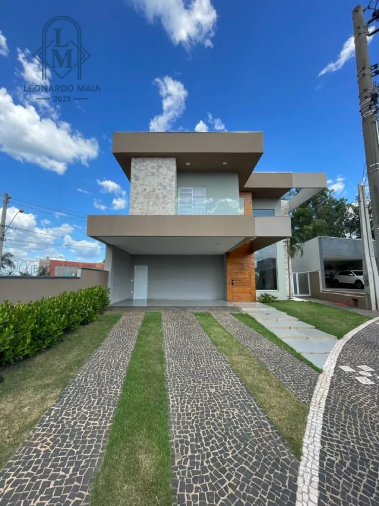 Casa, 3 quartos, 218 m² - Foto 2