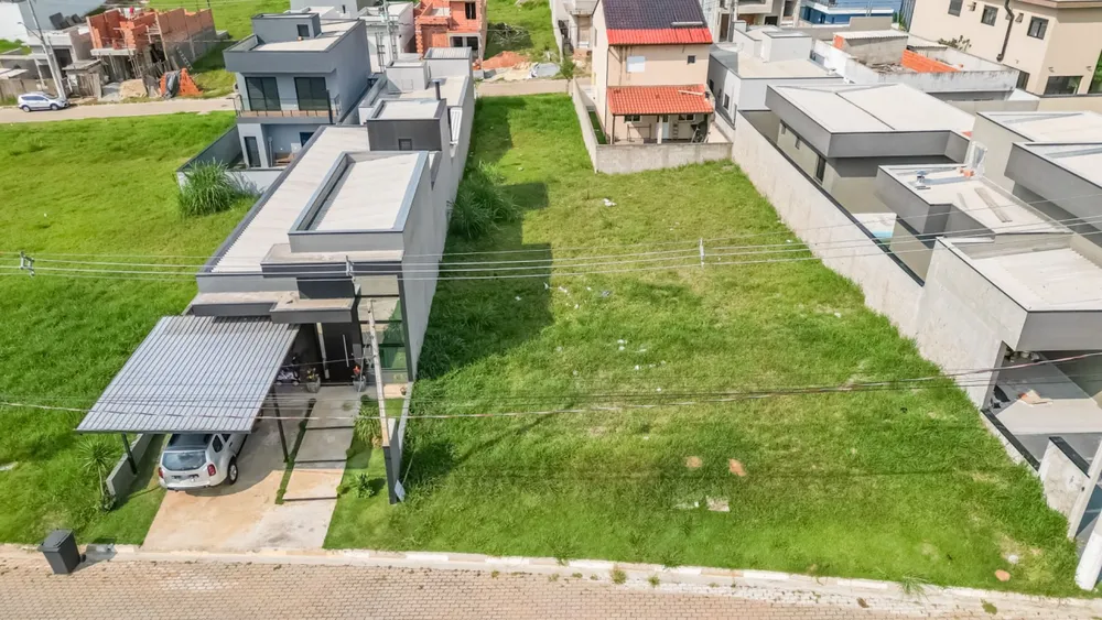 Loteamento e Condomínio, 228 m² - Foto 1