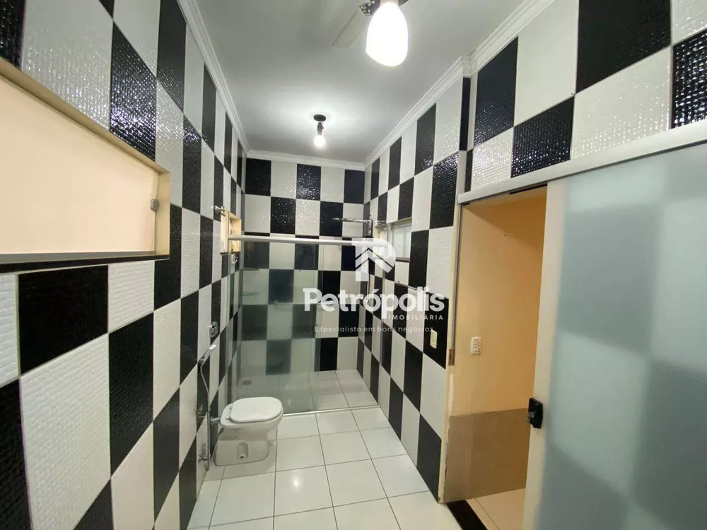 Casa, 3 quartos, 190 m² - Foto 2