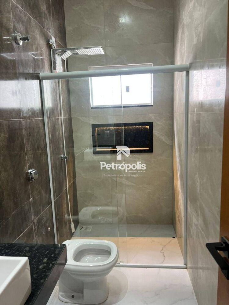 Casa à venda com 3 quartos, 180m² - Foto 8