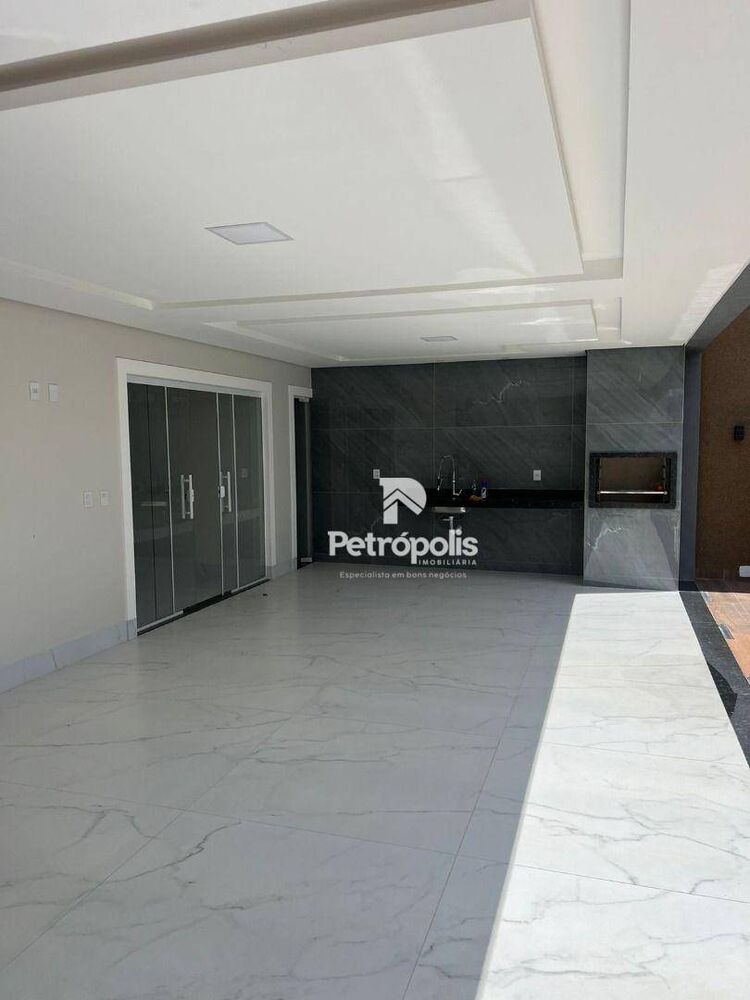 Casa à venda com 3 quartos, 180m² - Foto 4