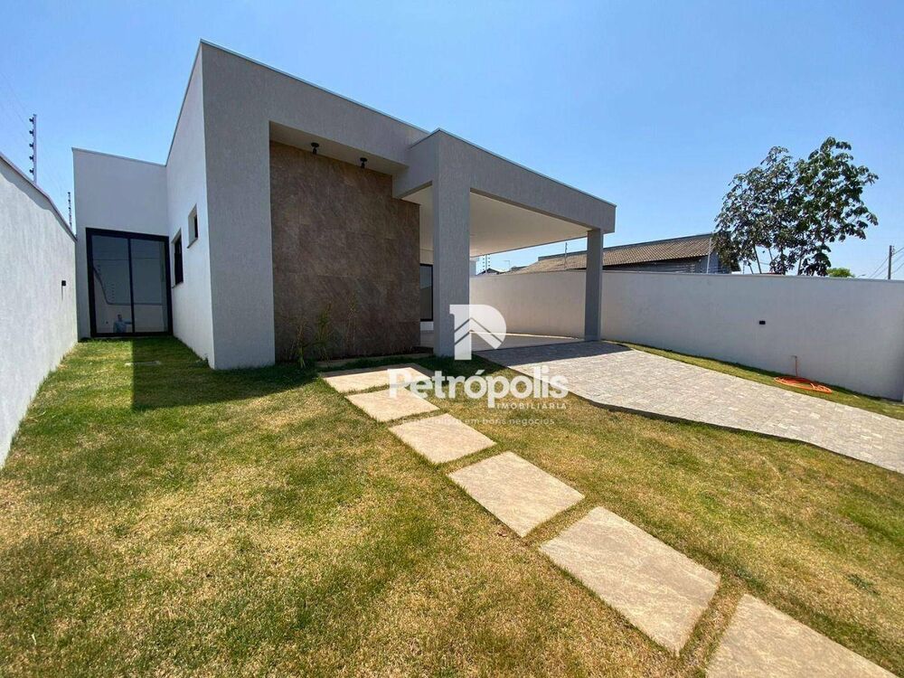 Casa à venda com 3 quartos, 138m² - Foto 2