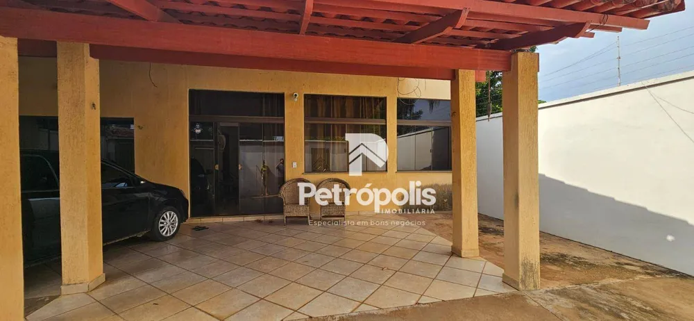 Sobrado, 6 quartos, 245 m² - Foto 1
