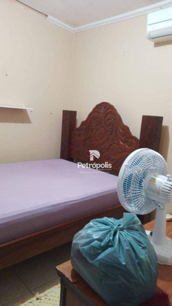 Casa, 3 quartos, 235 m² - Foto 14