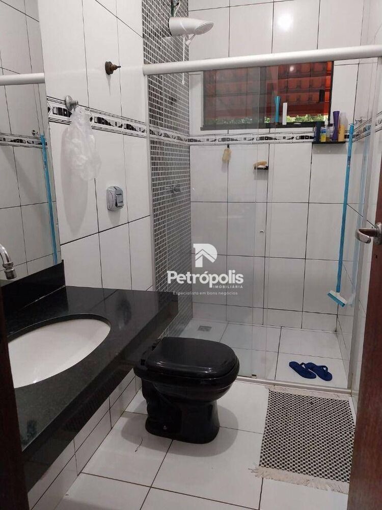 Casa, 3 quartos, 235 m² - Foto 11
