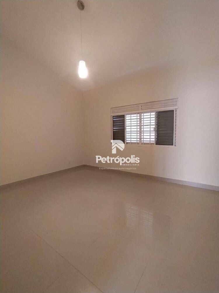Casa, 4 quartos, 321 m² - Foto 4