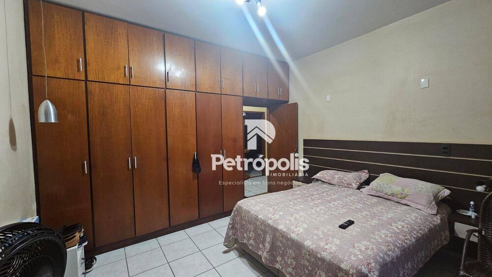 Casa, 3 quartos, 260 m² - Foto 10