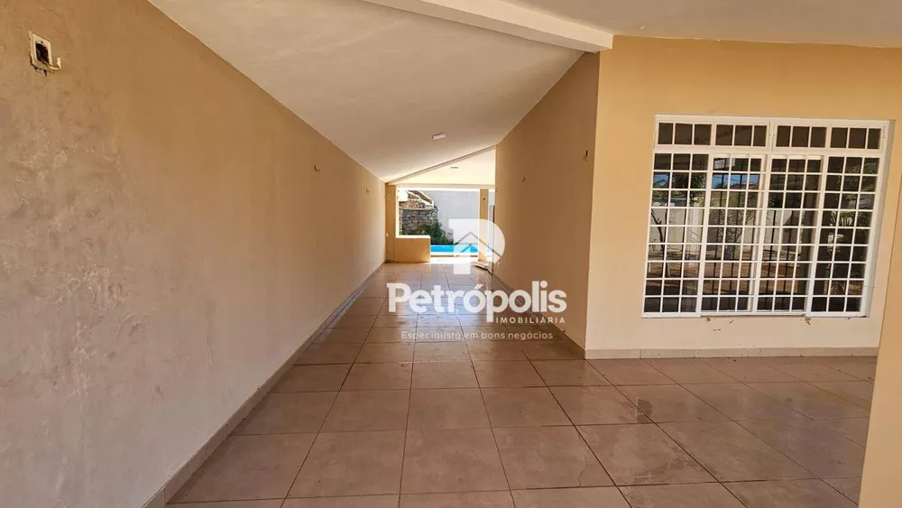 Casa, 4 quartos, 310 m² - Foto 3