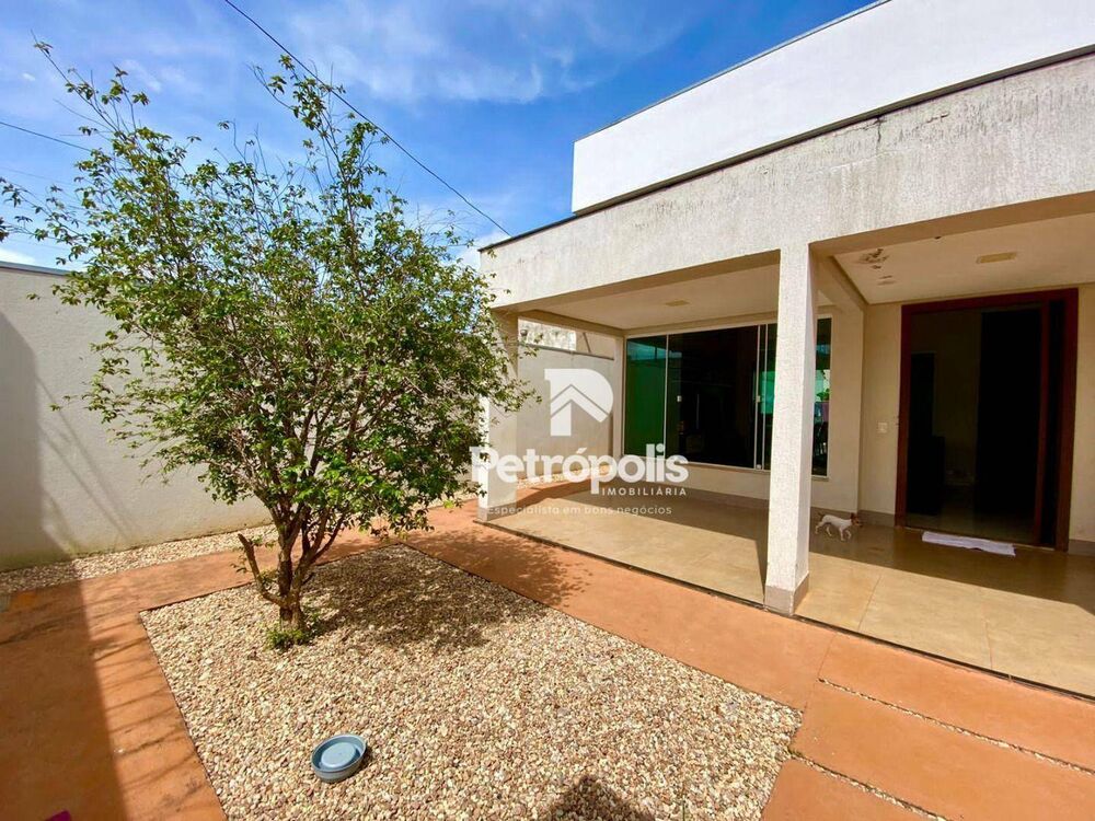 Casa, 3 quartos, 250 m² - Foto 3
