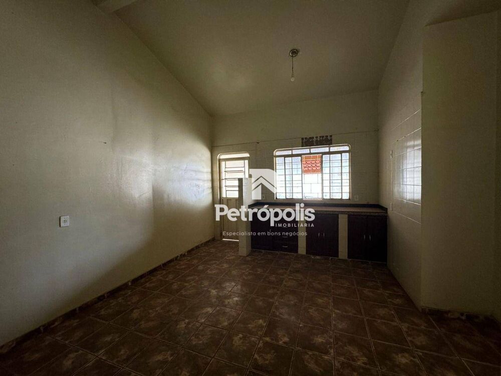 Casa, 3 quartos, 230 m² - Foto 3