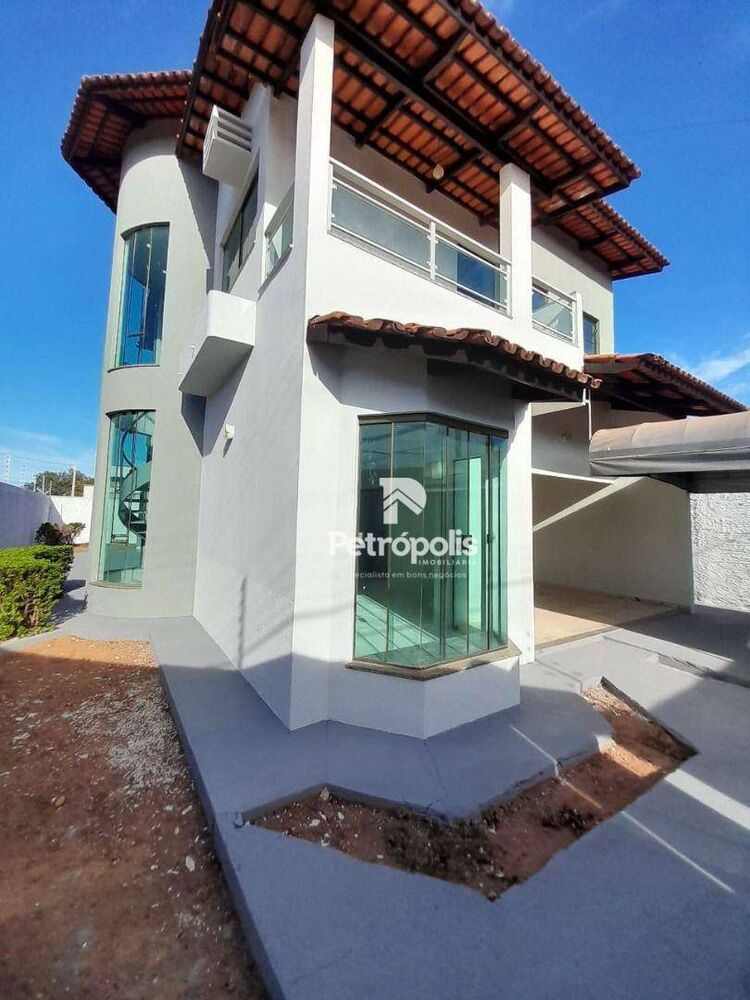 Sobrado, 3 quartos, 205 m² - Foto 2