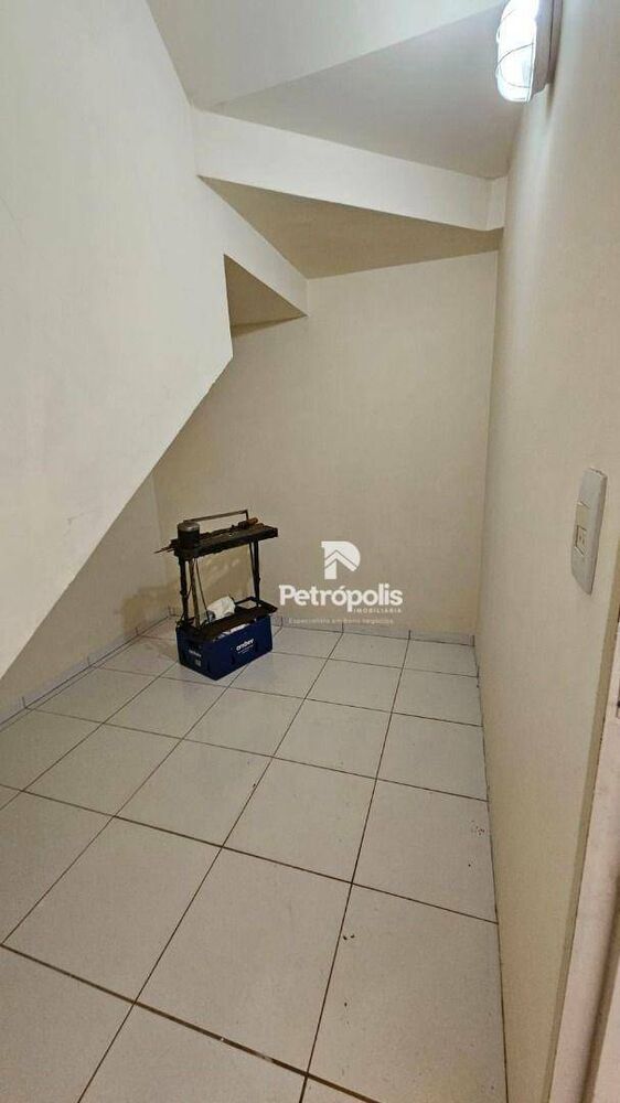 Sobrado, 5 quartos, 260 m² - Foto 4