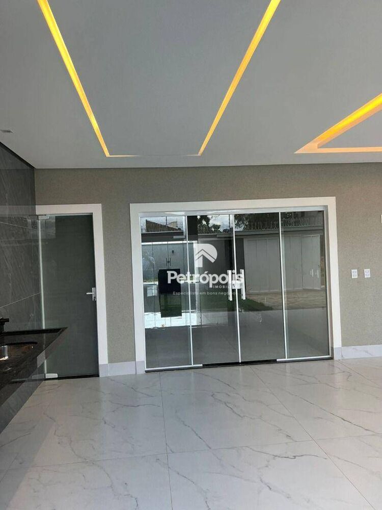 Casa, 3 quartos, 180 m² - Foto 4