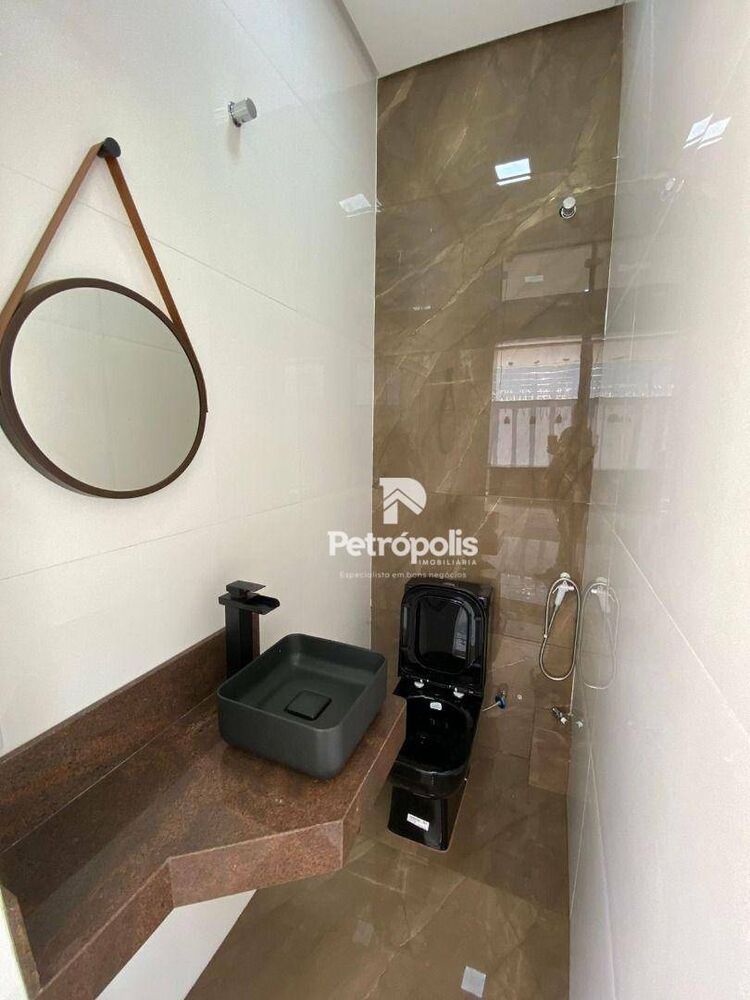 Casa à venda com 3 quartos, 145m² - Foto 14