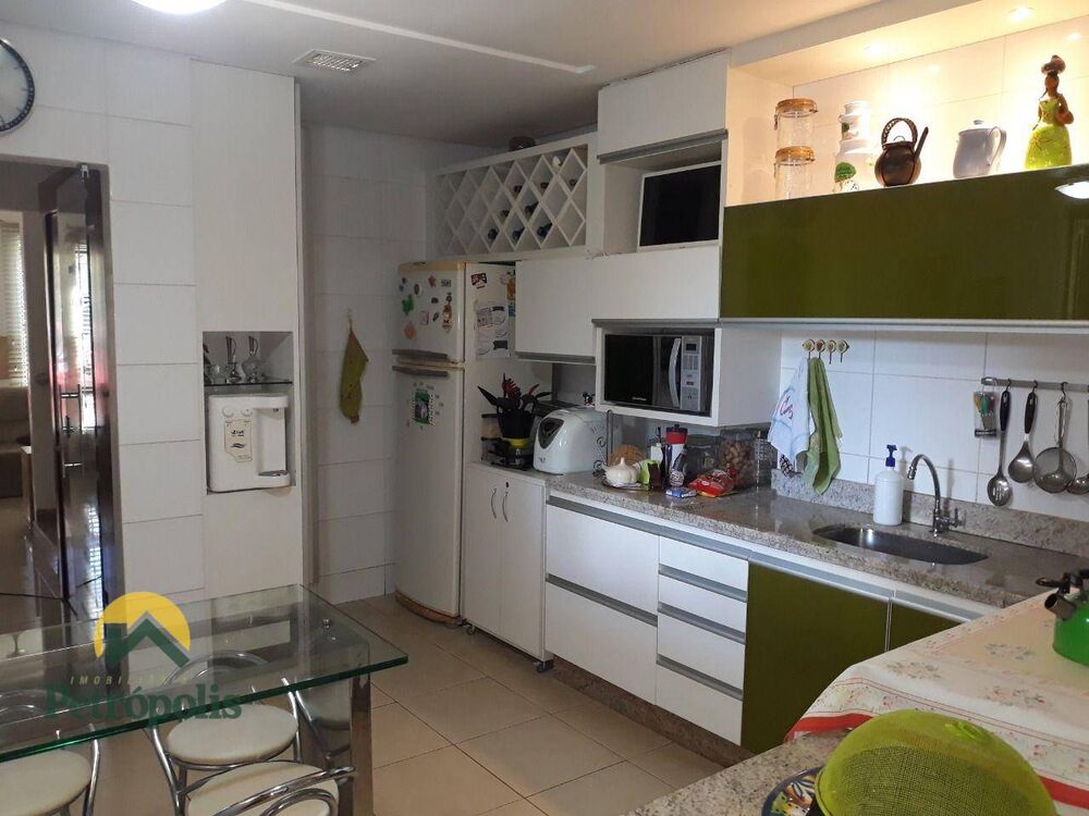 Sobrado à venda com 3 quartos, 160m² - Foto 3