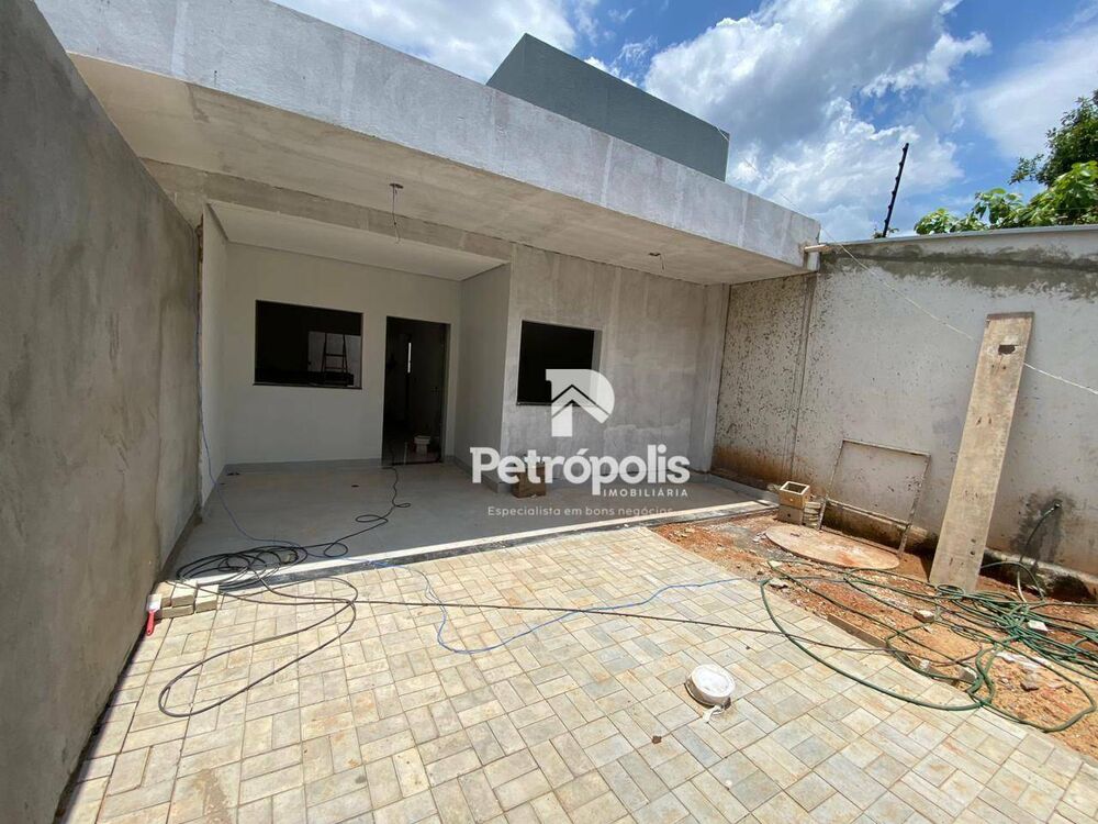 Casa, 2 quartos, 68 m² - Foto 1