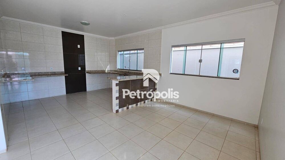 Sobrado à venda com 4 quartos, 220m² - Foto 4