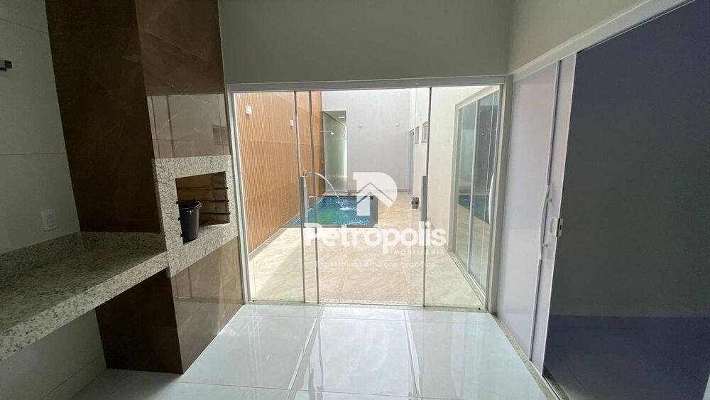 Casa à venda com 3 quartos, 182m² - Foto 9