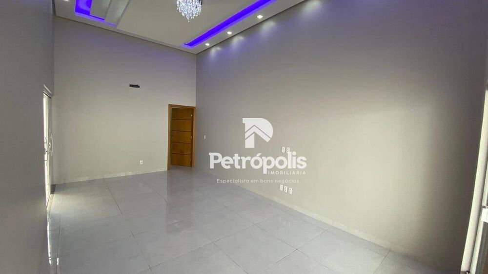 Casa à venda com 3 quartos, 182m² - Foto 4