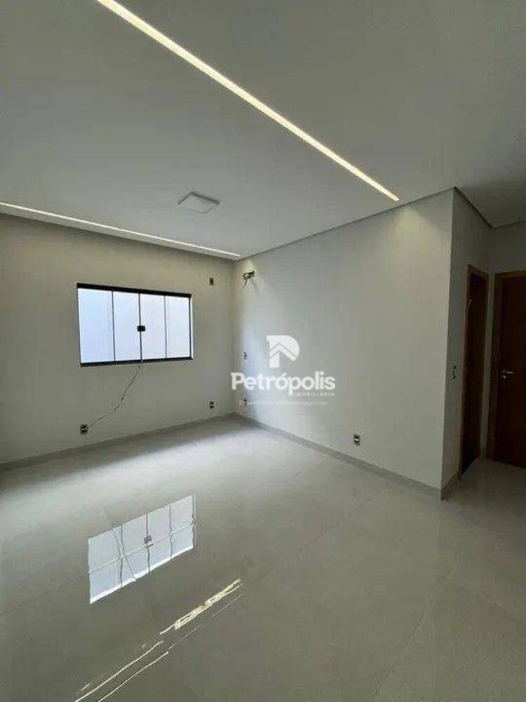 Casa à venda com 3 quartos, 98m² - Foto 7