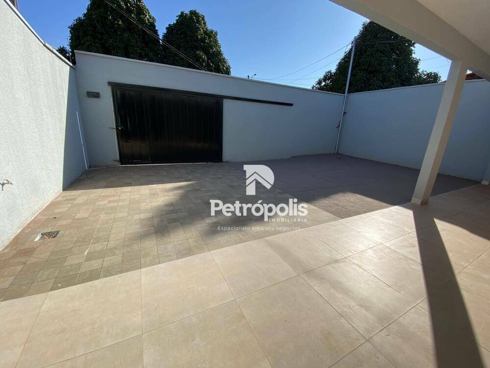 Casa à venda com 2 quartos, 128m² - Foto 4