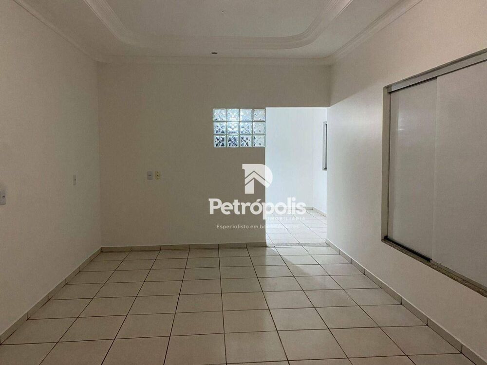 Casa, 4 quartos, 180 m² - Foto 3
